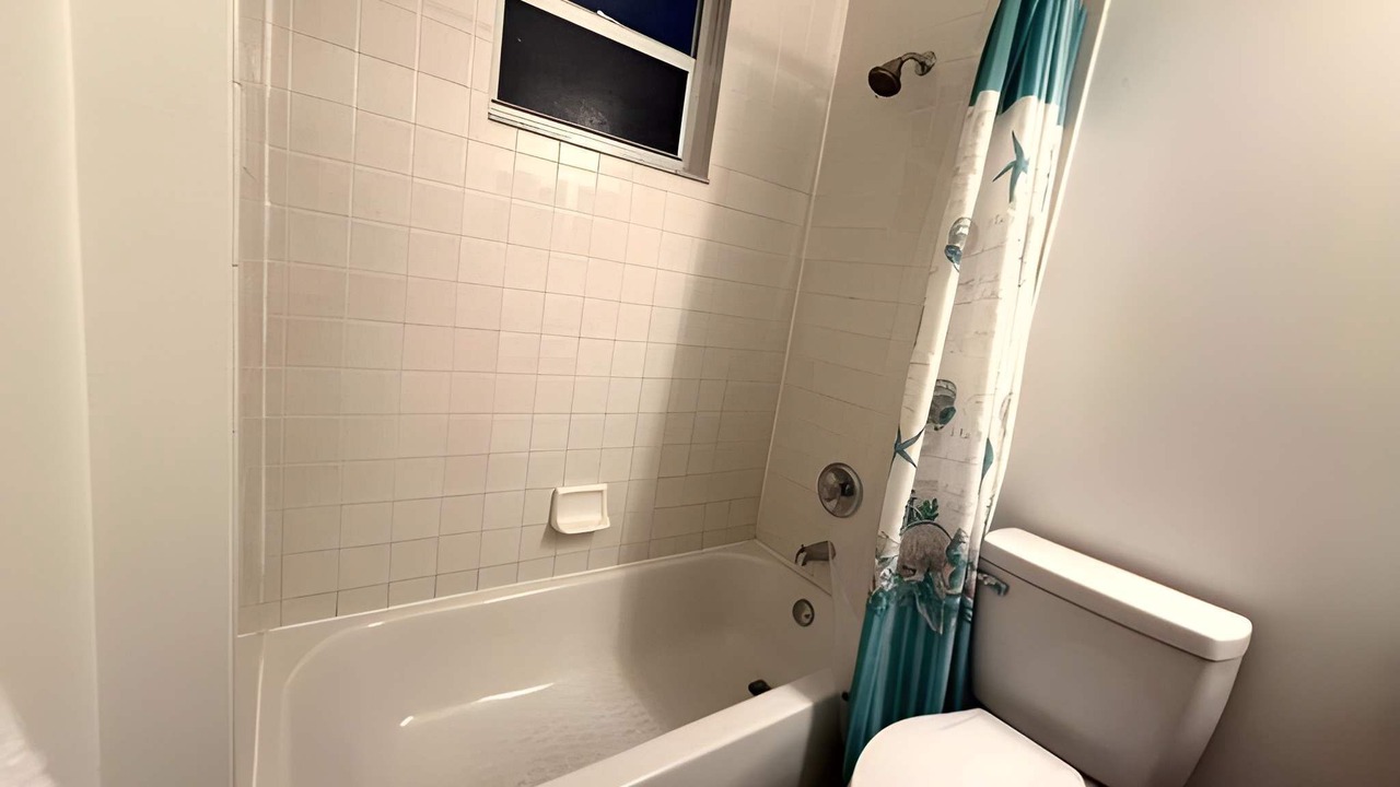 Photo of Bathroom in Lindfields