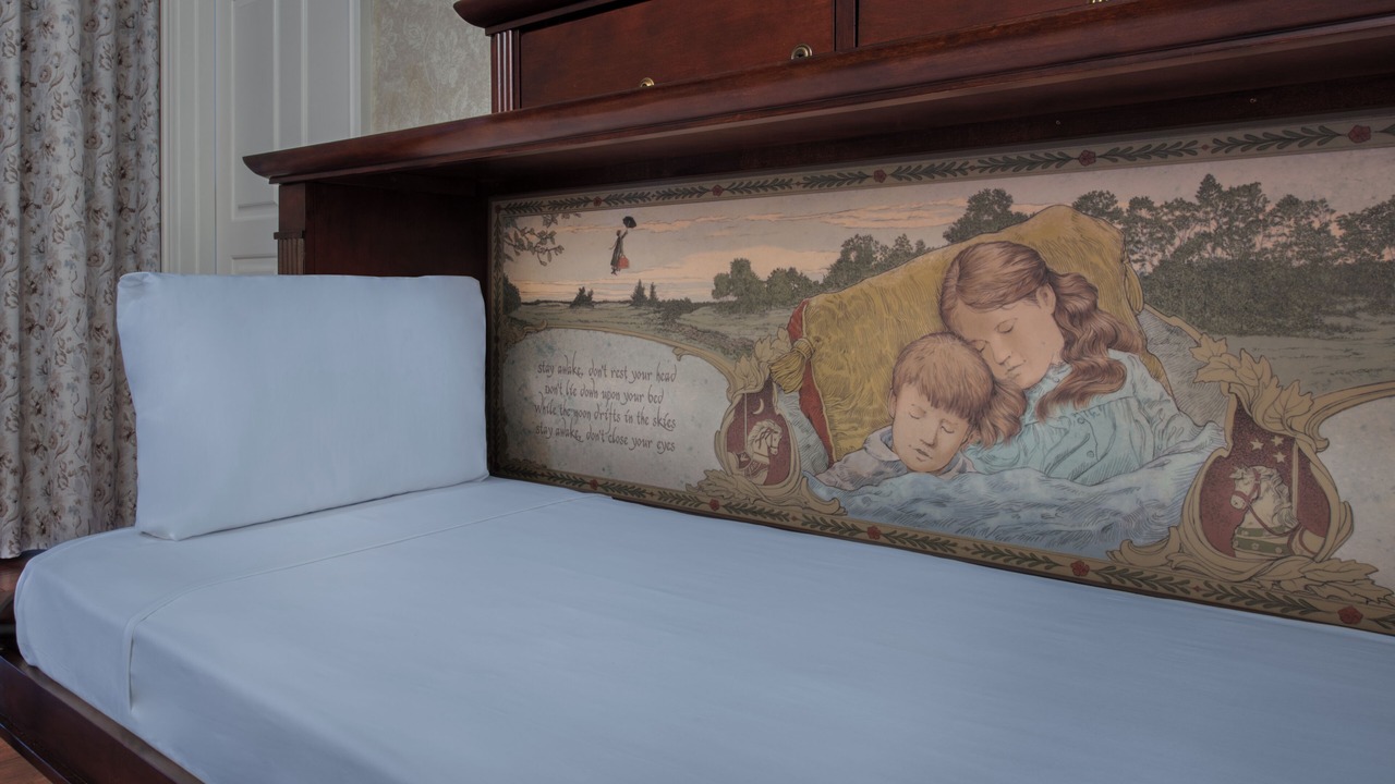 Photo of Bedroom in Bay Lake