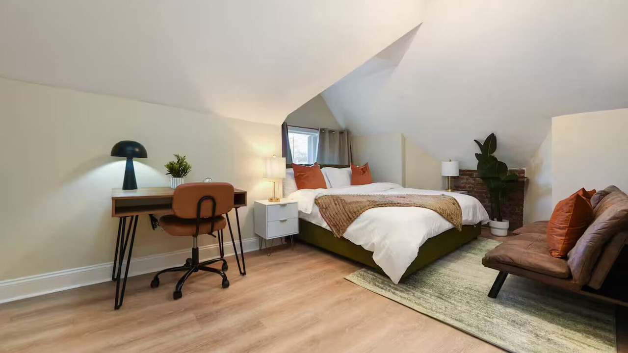 Photo of Bedroom in Point Breeze North