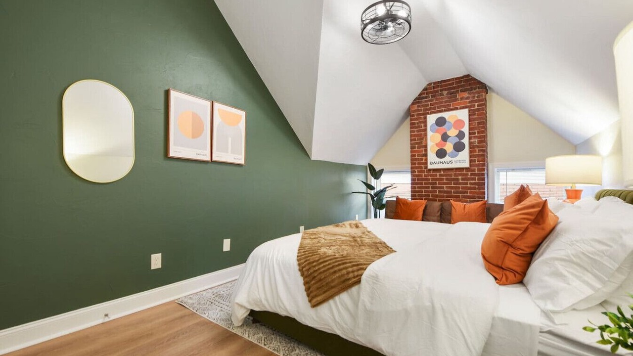 Photo of Bedroom in Point Breeze North