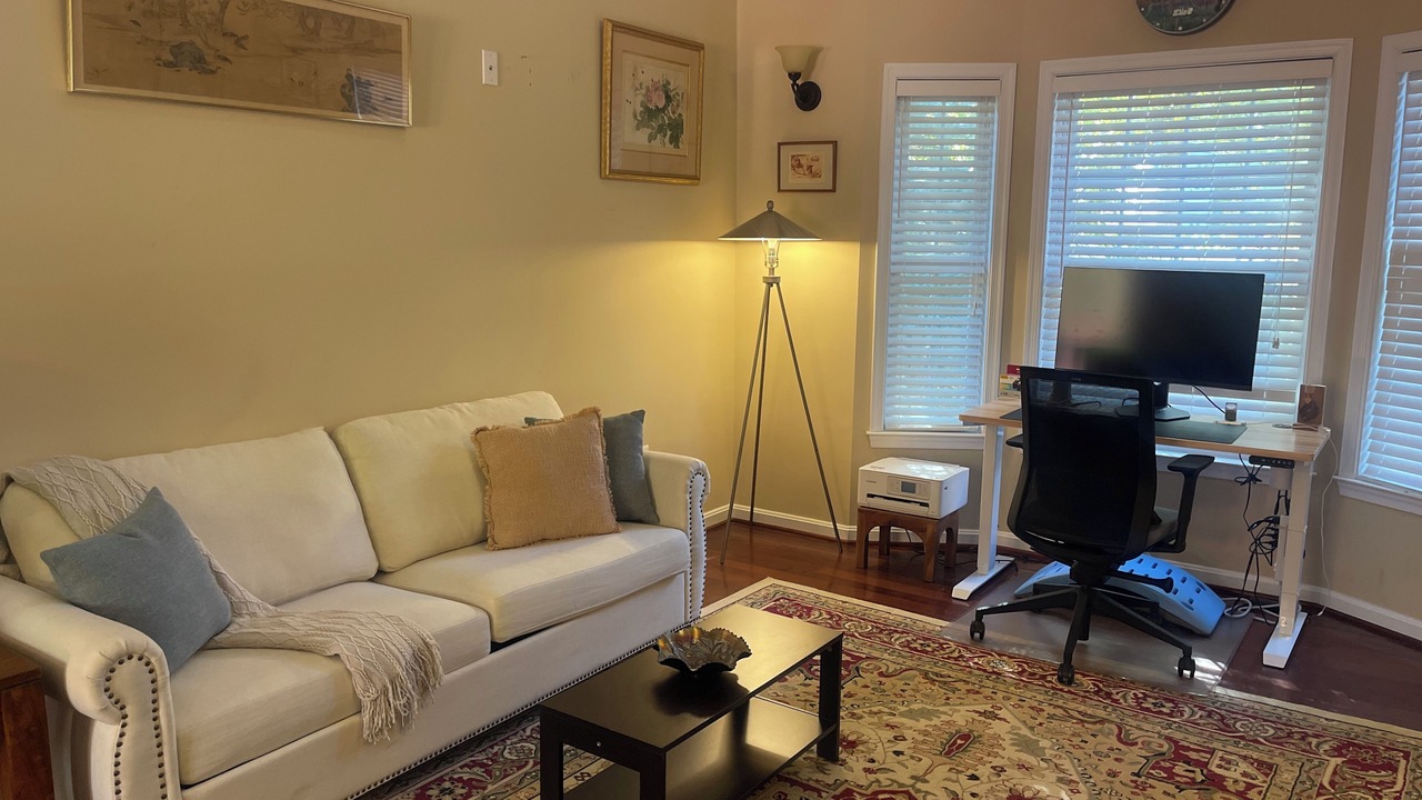 Photo of Livingroom in Gaithersburg