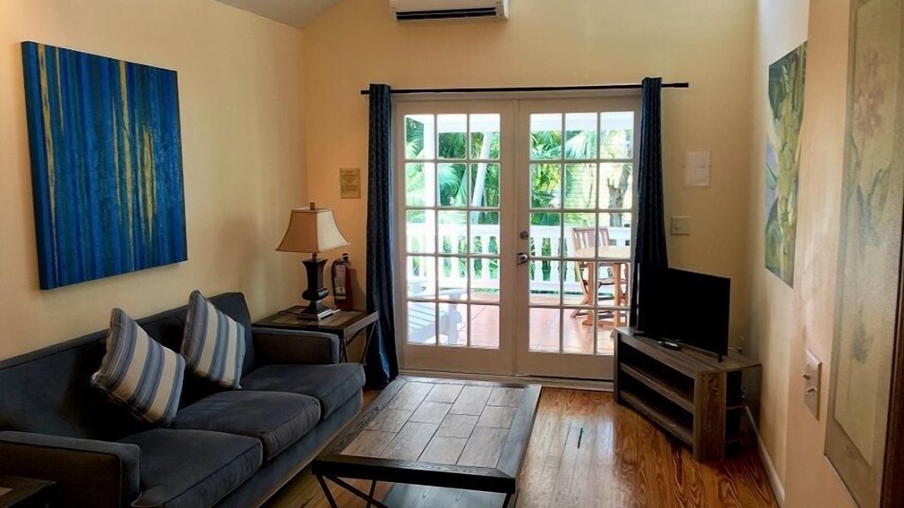 Photo of Patio Balcony in Uptown - Upper Duval