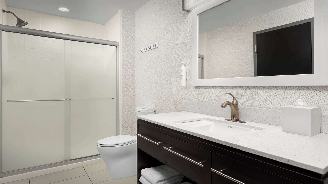 Photo of Bathroom in Ashley Oaks