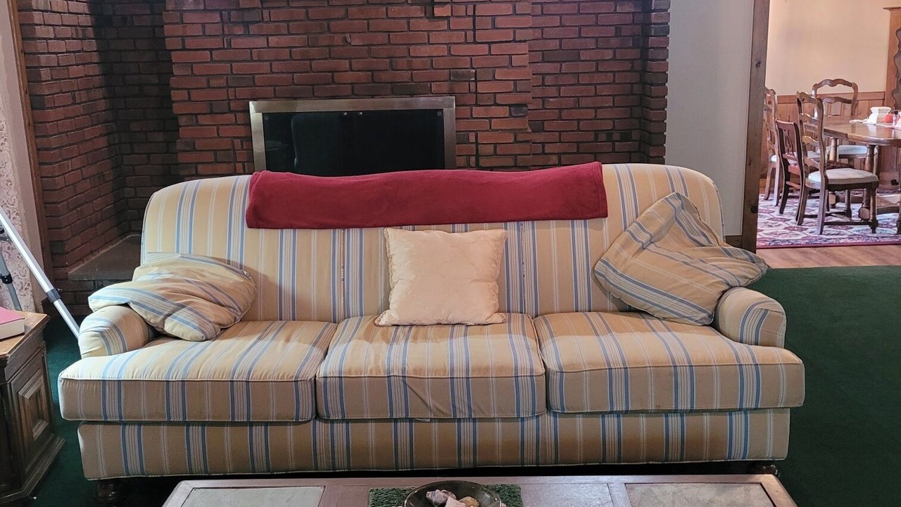 Photo of Livingroom in Rehrersburg