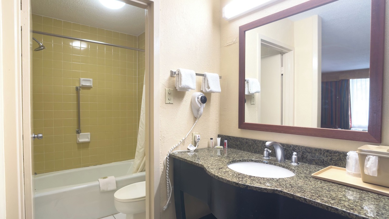 Photo of Bathroom in Harriman