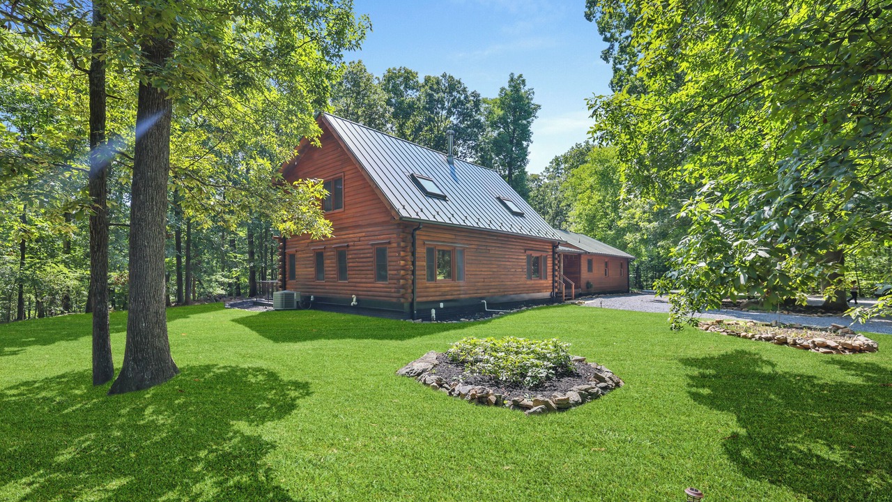 Photo of Outdoor in Aldie