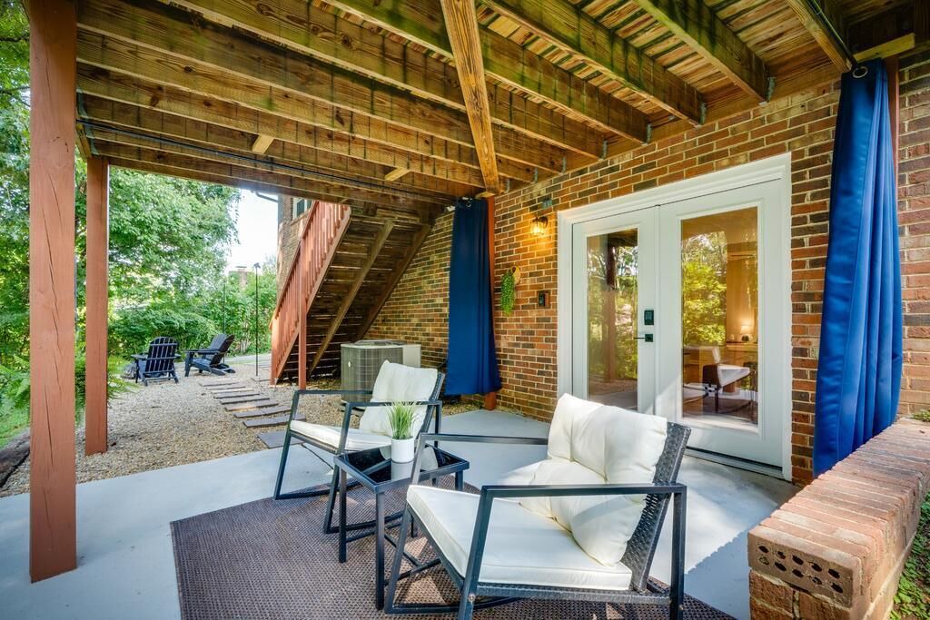 Photo of Patio Balcony in Lynn Garden