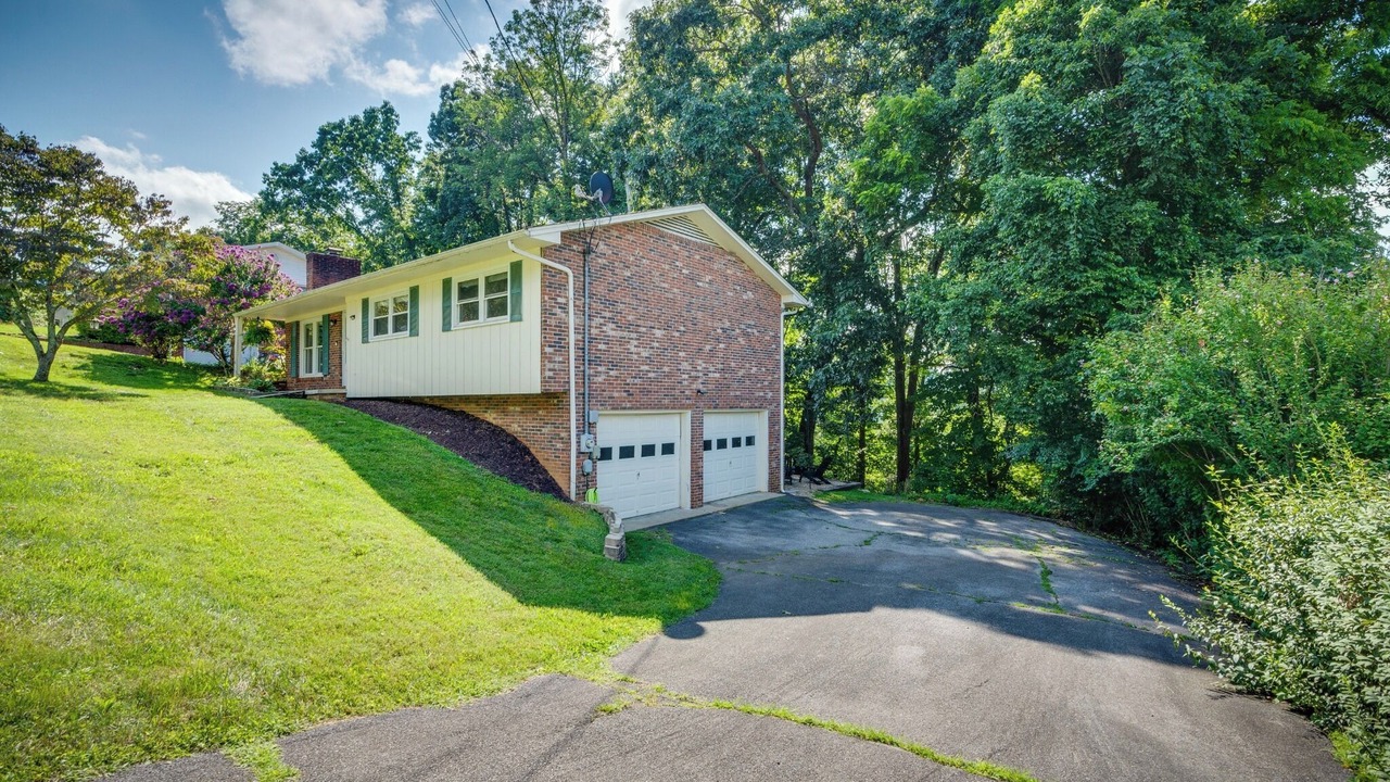 Photo of Outdoor in Lynn Garden