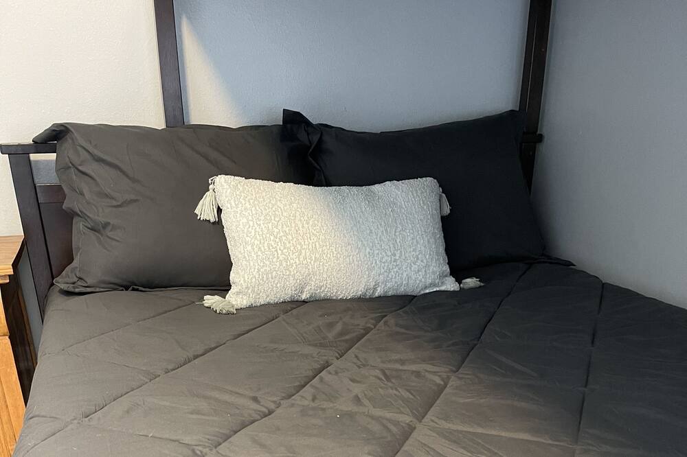 Photo of Bedroom in Wright