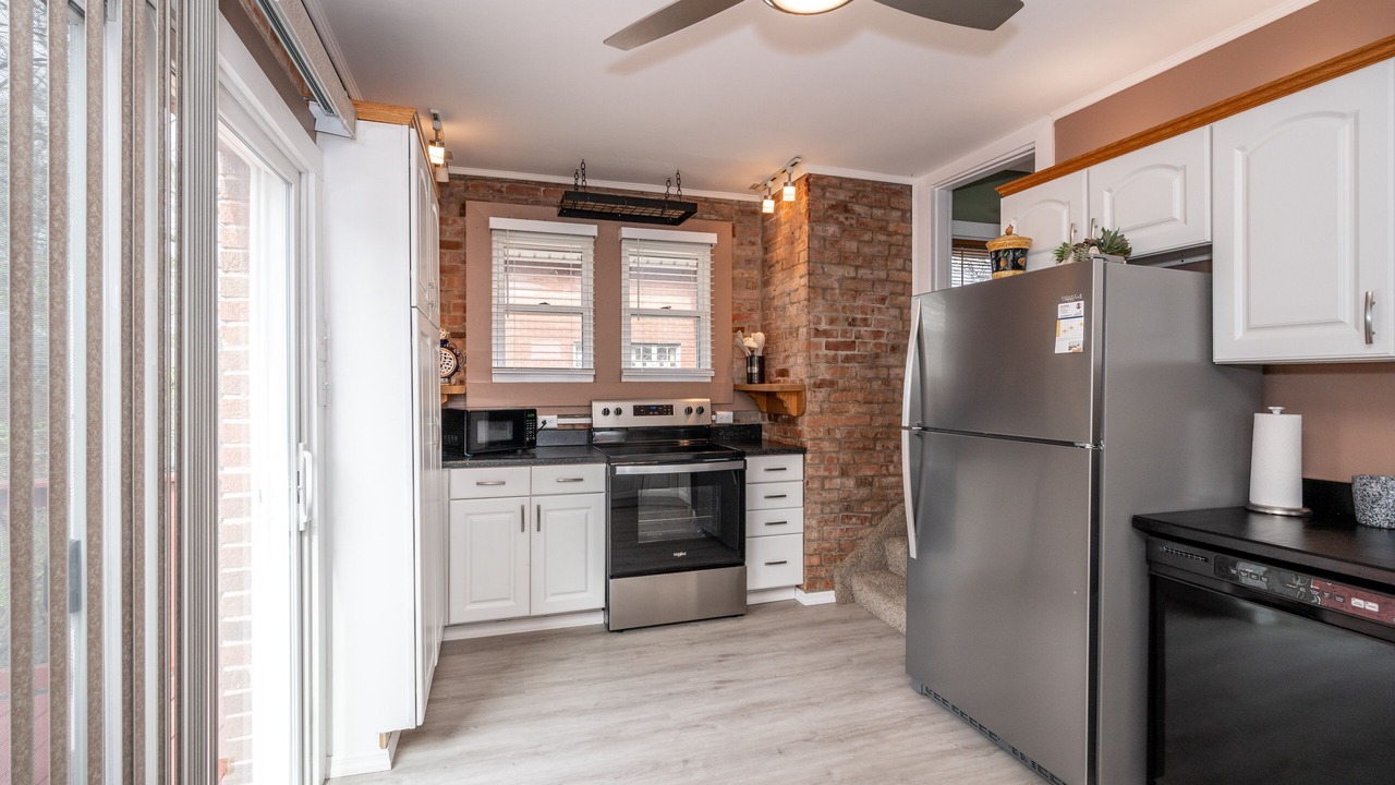Photo of Kitchen in Lakeside Park
