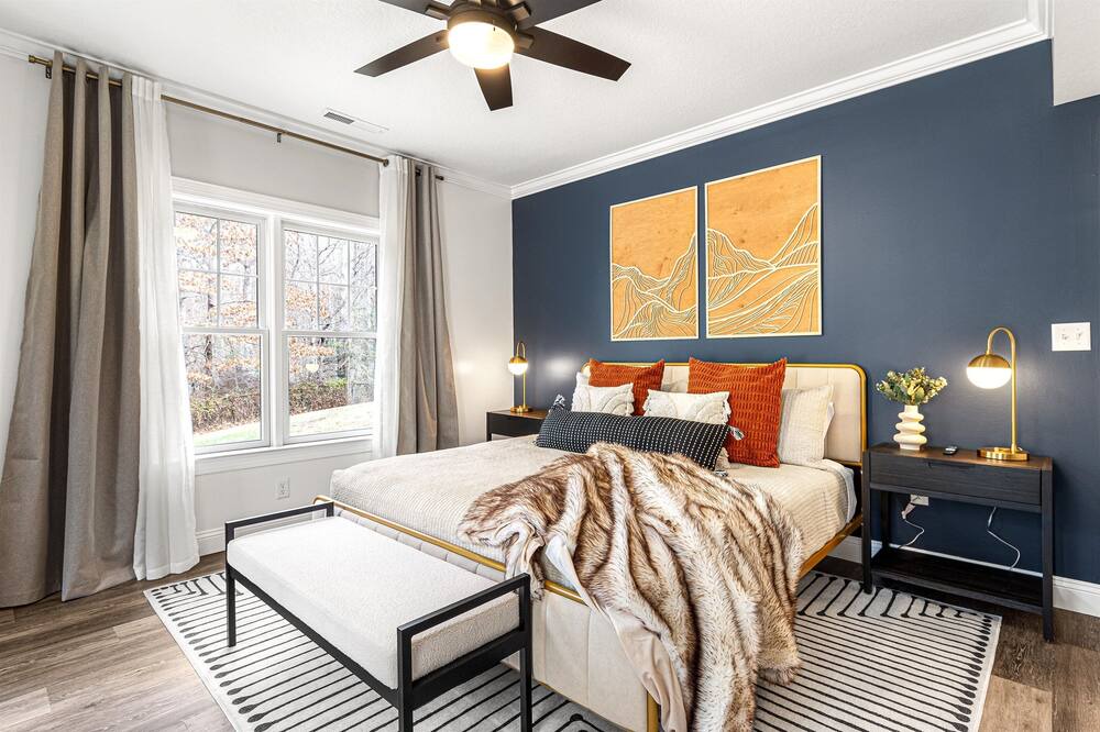 Photo of Bedroom in Hendersonville