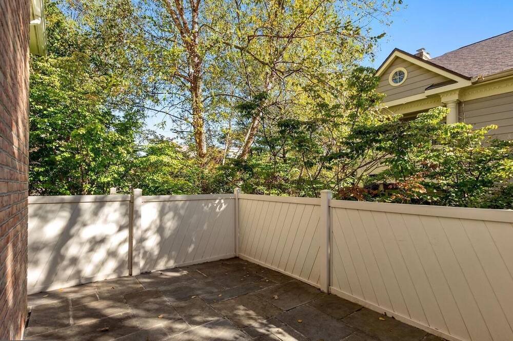 Photo of Outdoor in North Bethesda