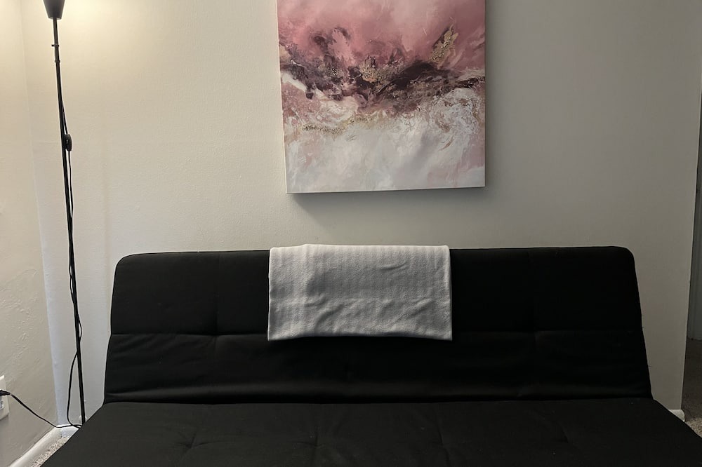 Photo of Livingroom in Gaithersburg
