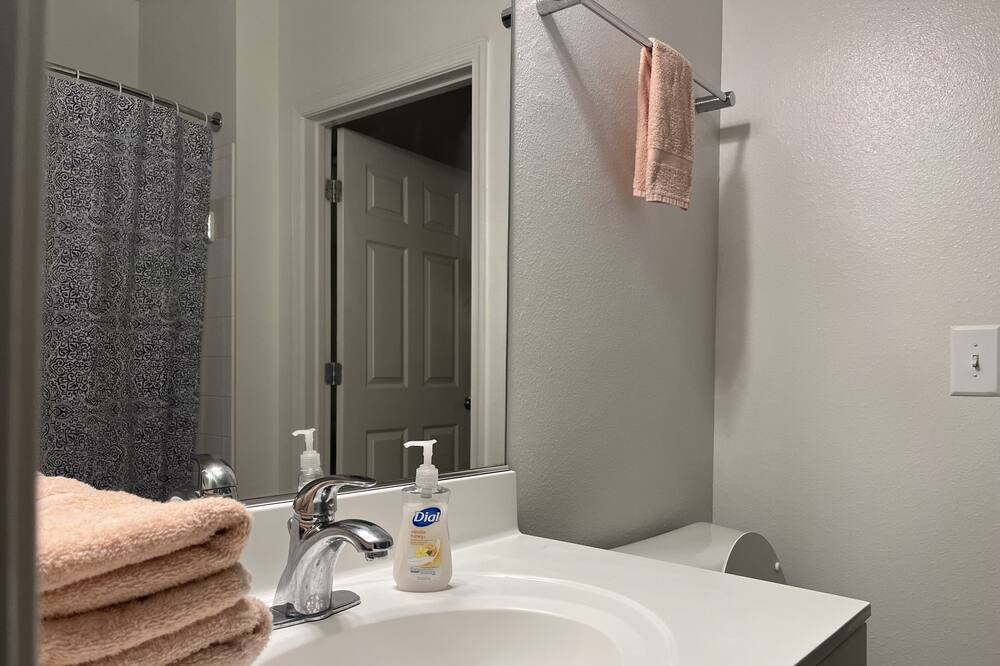 Photo of Bathroom in North Bethesda
