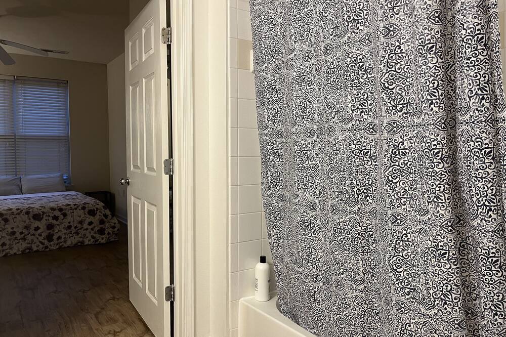 Photo of Bathroom in North Bethesda