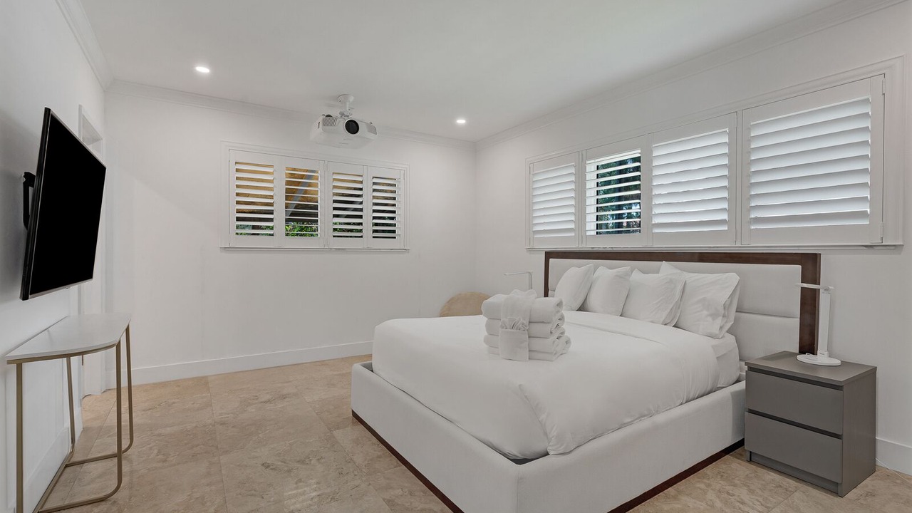 Photo of Bedroom in Harbor Beach