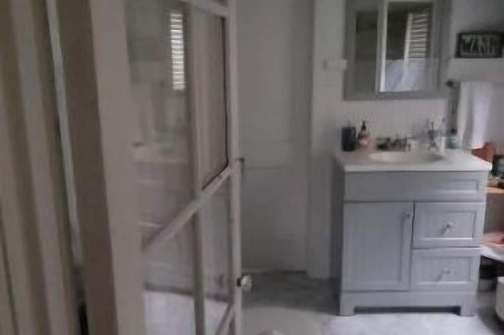 Photo of Kitchen in Colton