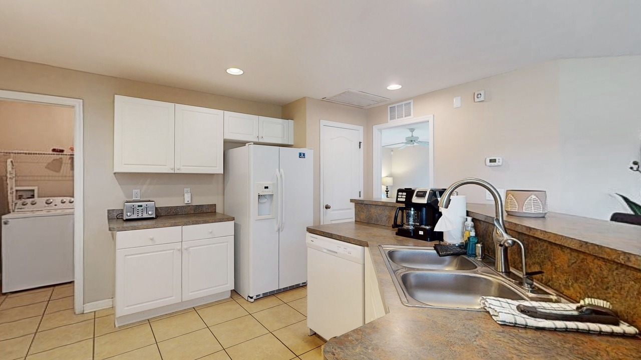 Photo of Kitchen in Jacarandas