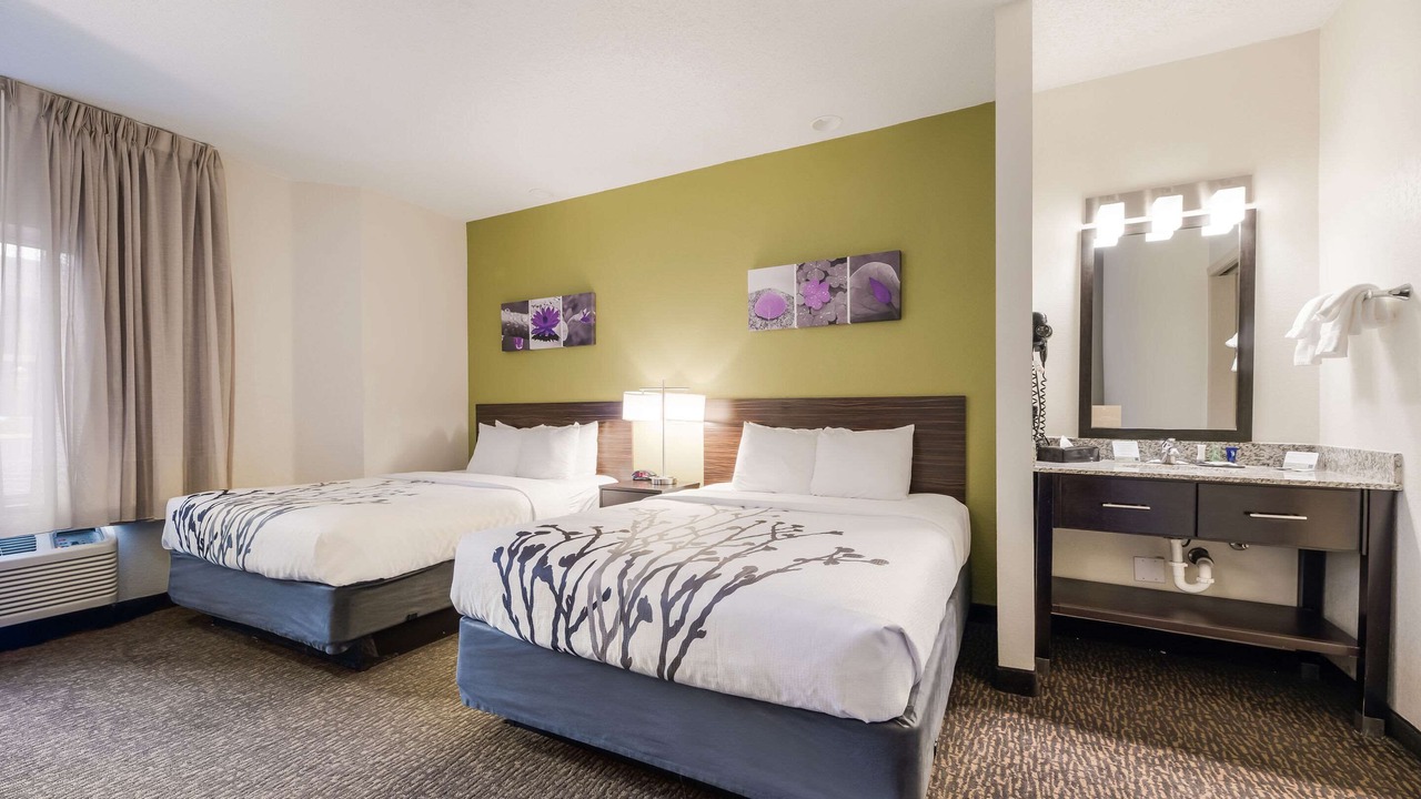 Photo of Bedroom in Woodlands Village