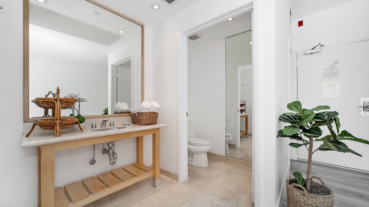Photo of Bathroom in South Pointe