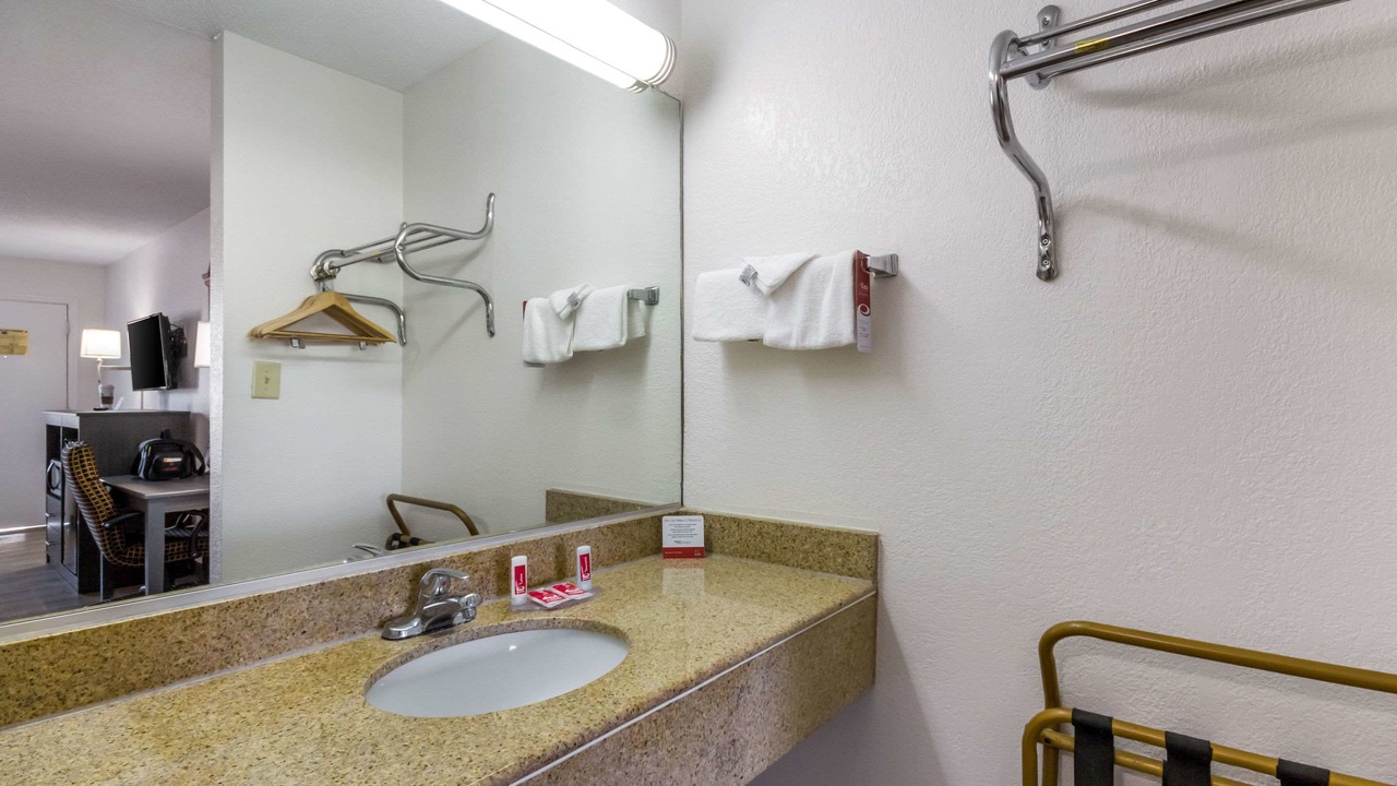 Photo of Bathroom in North Camellia Acres