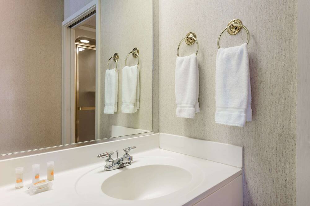 Photo of Bathroom in Yadkinville