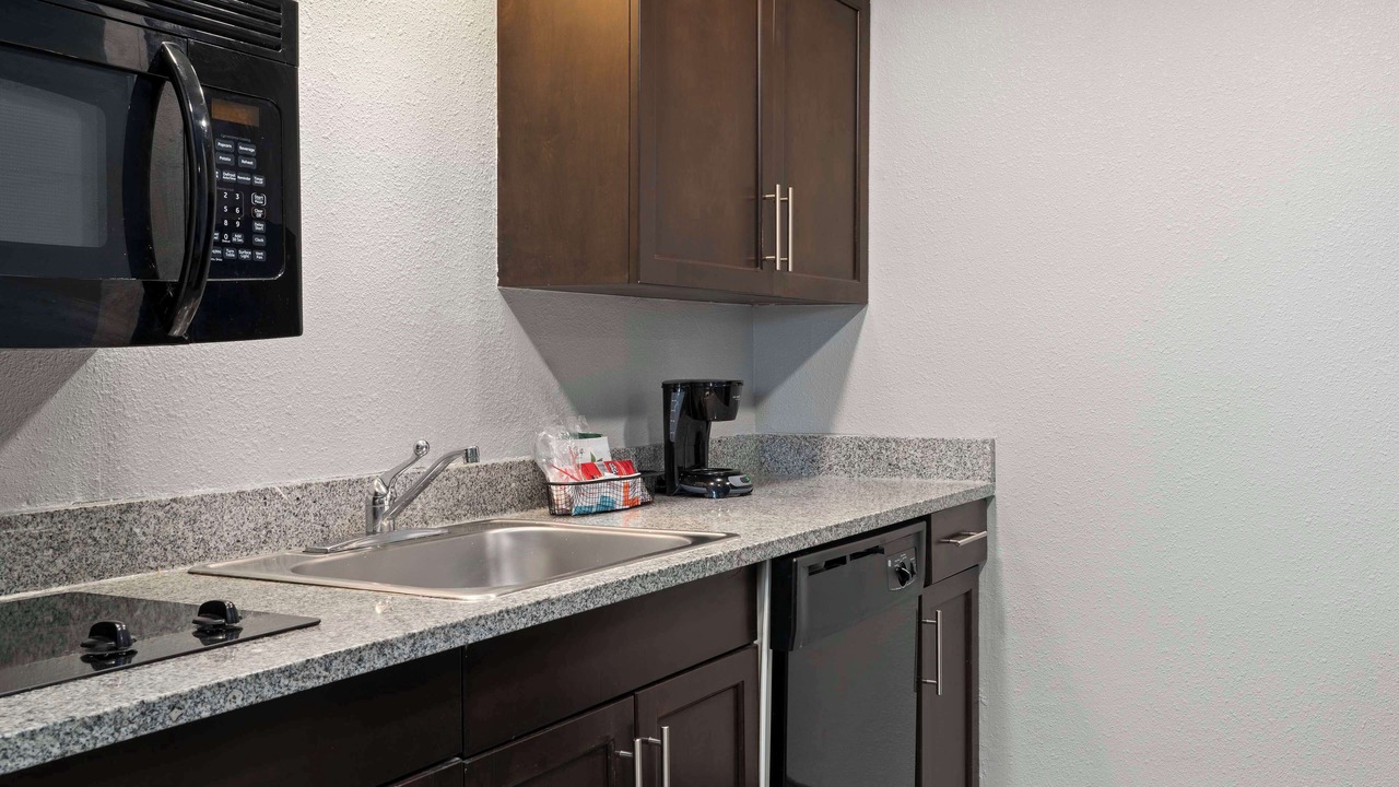 Photo of Kitchen in Central Newport News
