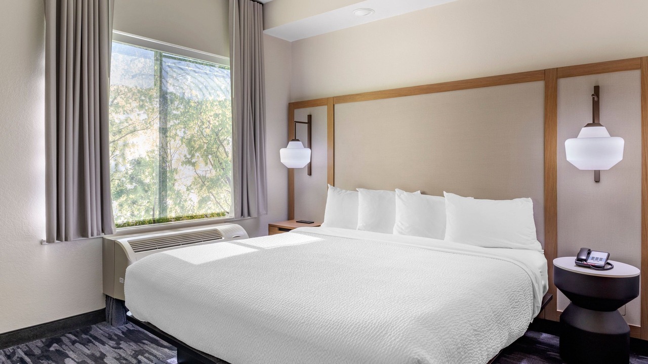 Photo of Bedroom in Cherokee