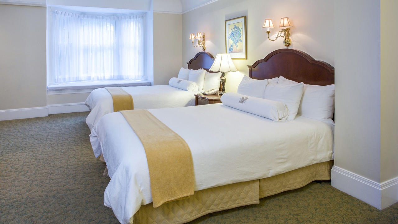 Photo of Bedroom in Theater District