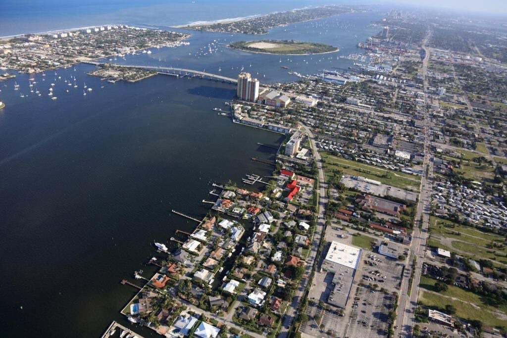 Photo of Outdoor in Riviera Beach