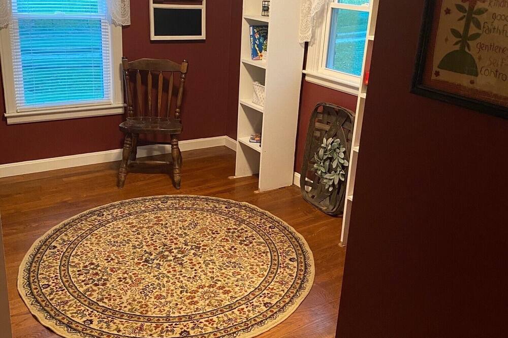 Photo of Bedroom in Zionville