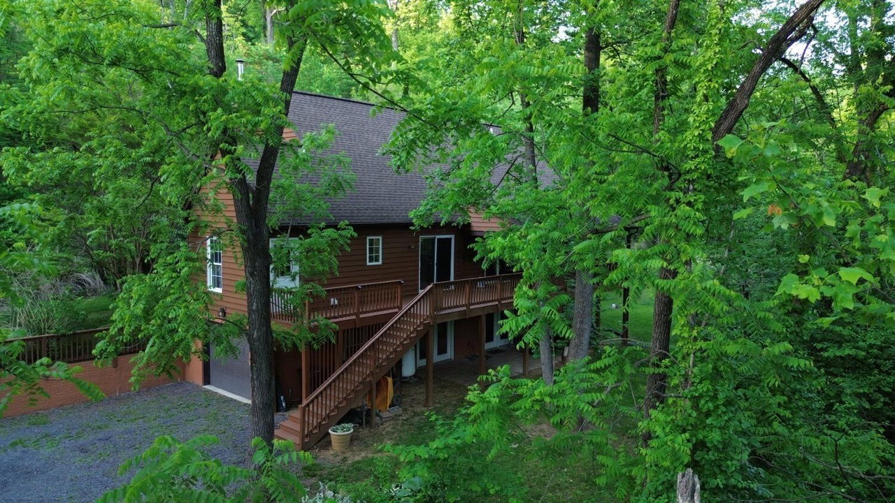 Photo of Outdoor in Linden
