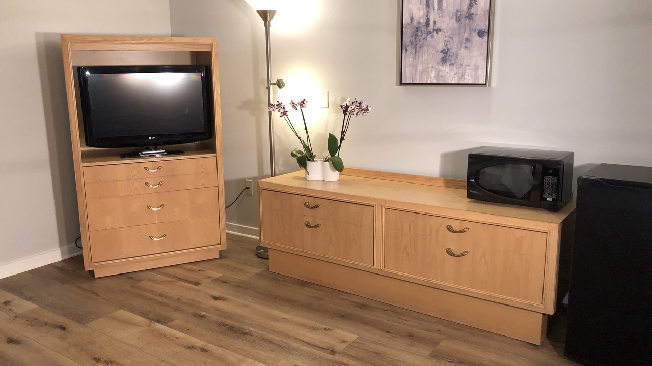Photo of Bedroom in Main Street Hyannis