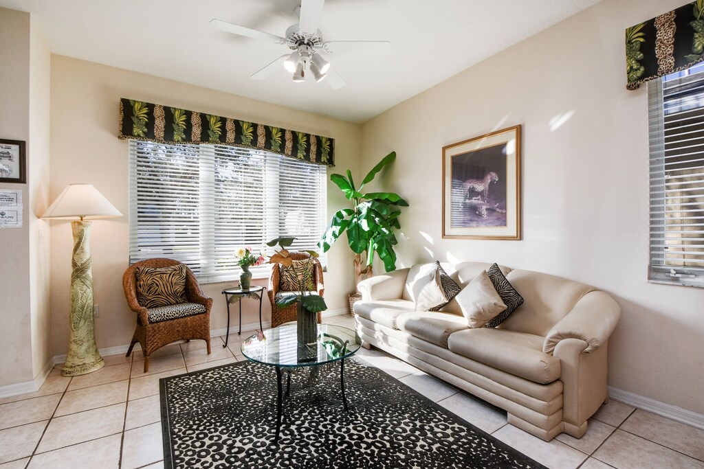 Photo of Livingroom in Lindfields