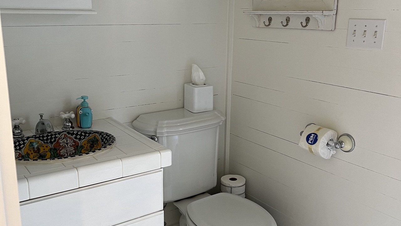 Photo of Bathroom in Sunnyside