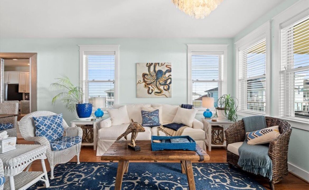 Photo of Livingroom in Red Fish Cove