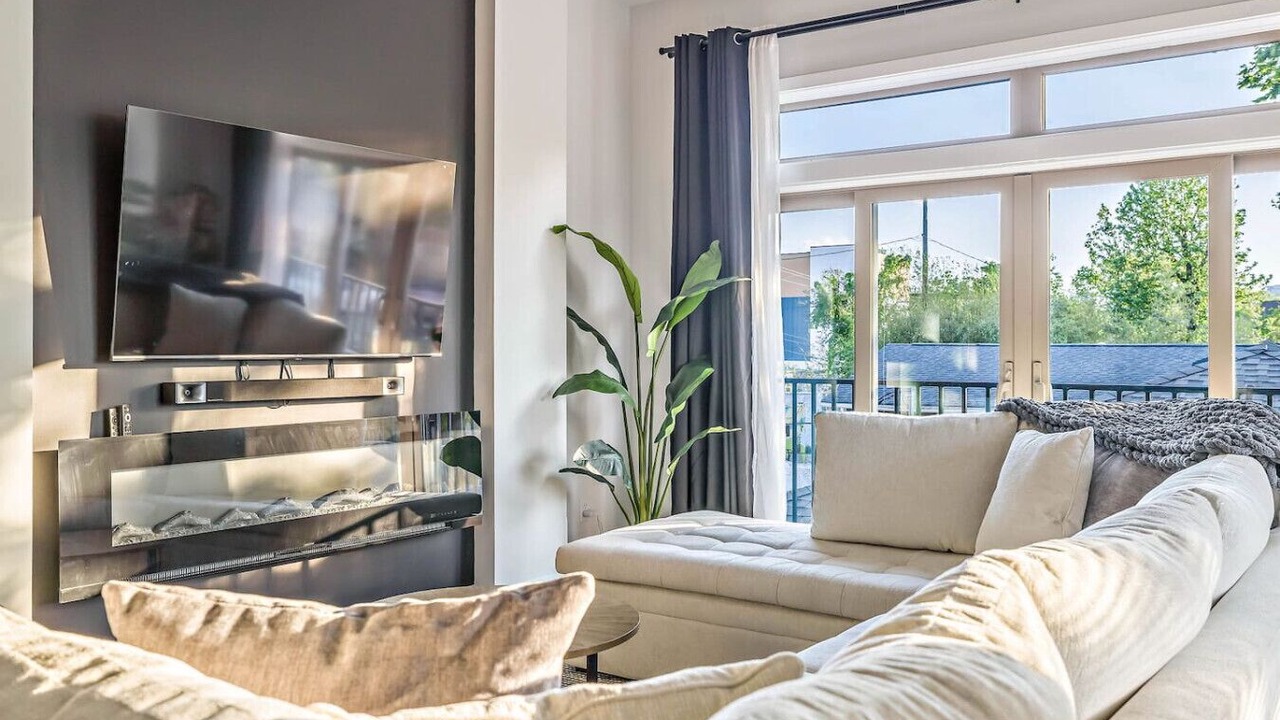 Photo of Livingroom in East Nashville