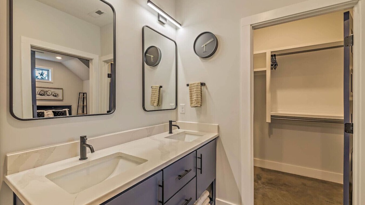 Photo of Bathroom in East Nashville