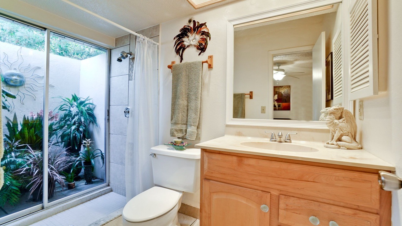 Photo of Bathroom in Park East