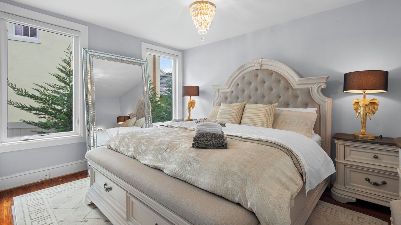 Photo of Bedroom in Northwest
