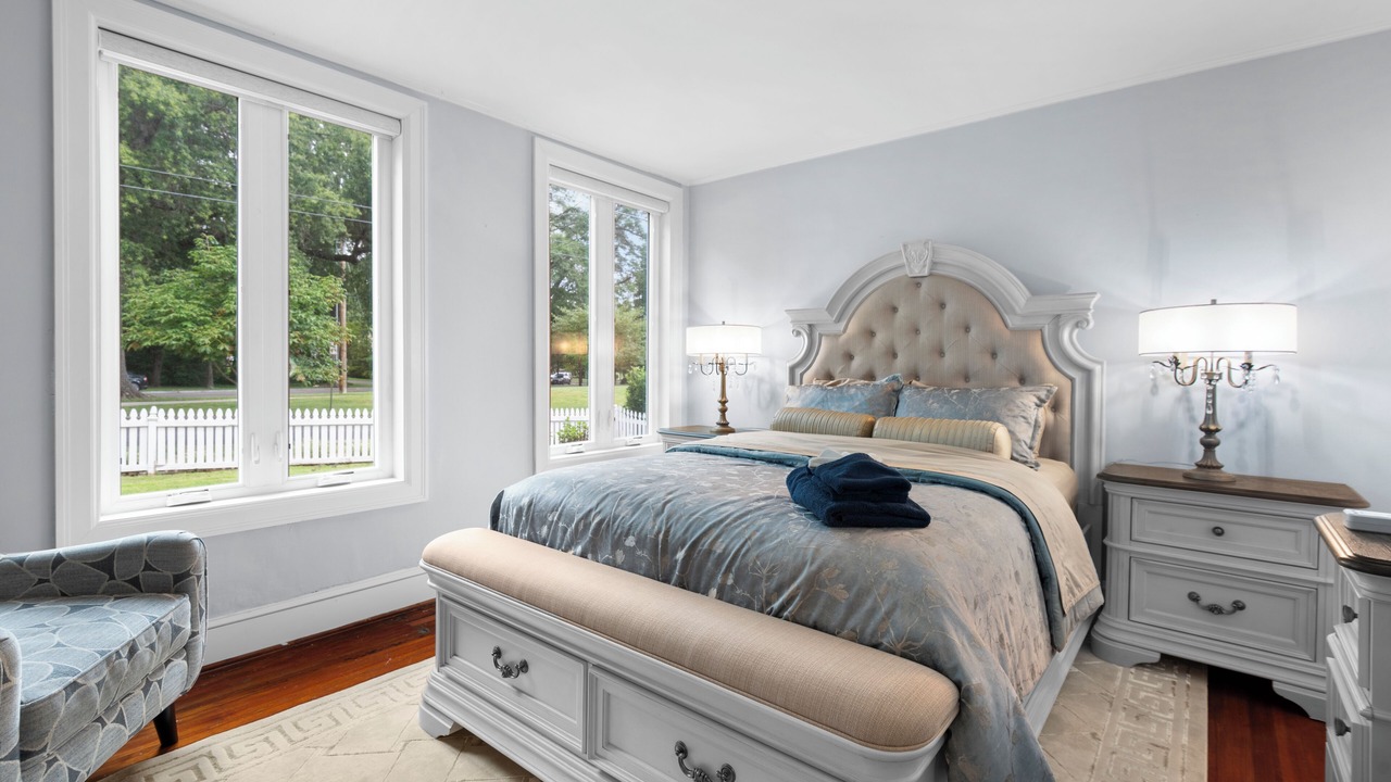 Photo of Bedroom in Northwest