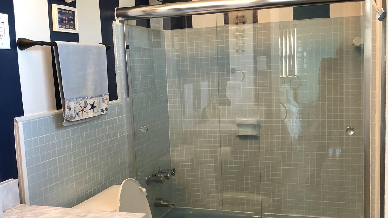 Photo of Bathroom in Edgewater
