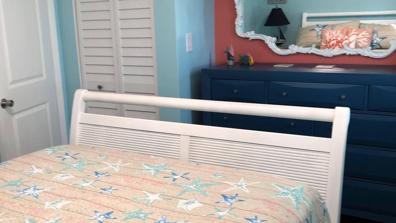 Photo of Bedroom in Edgewater