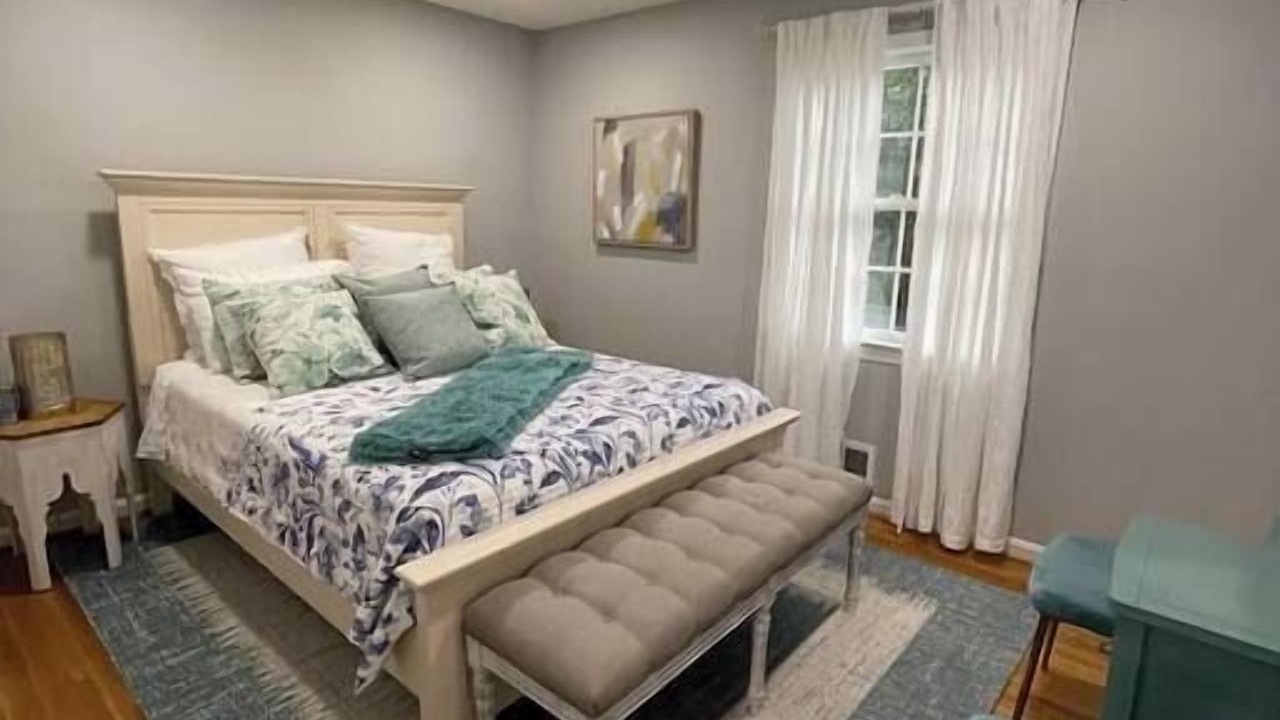 Photo of Bedroom in Colesville