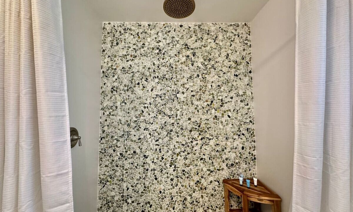 Photo of Bathroom in Sugarloaf Key