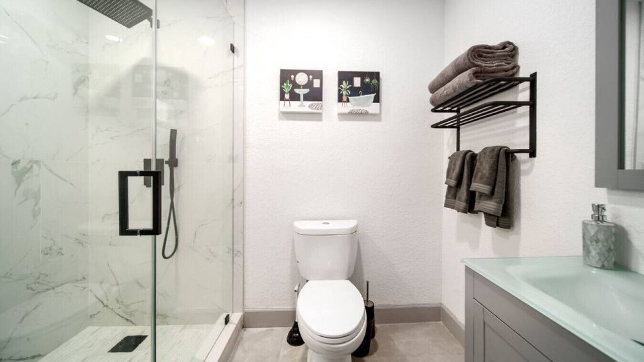 Photo of Bathroom in Victoria Park