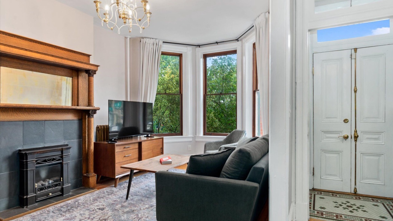 Photo of Livingroom in Stanton Park