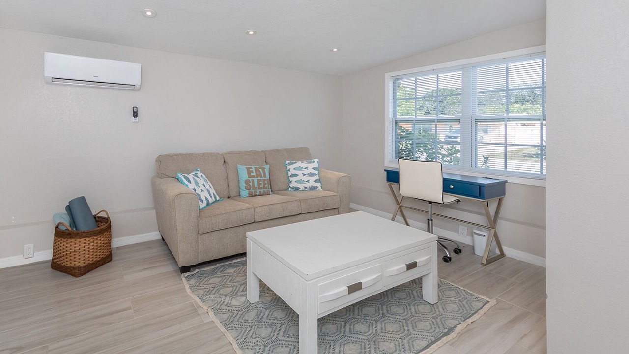 Photo of Livingroom in Park East