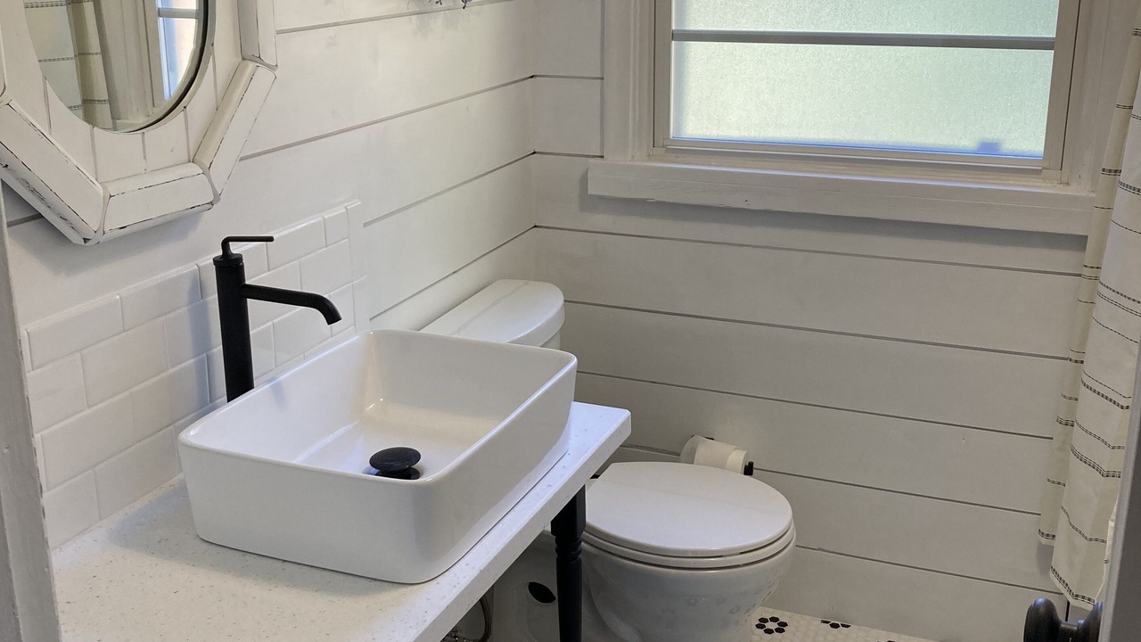 Photo of Bathroom in East End