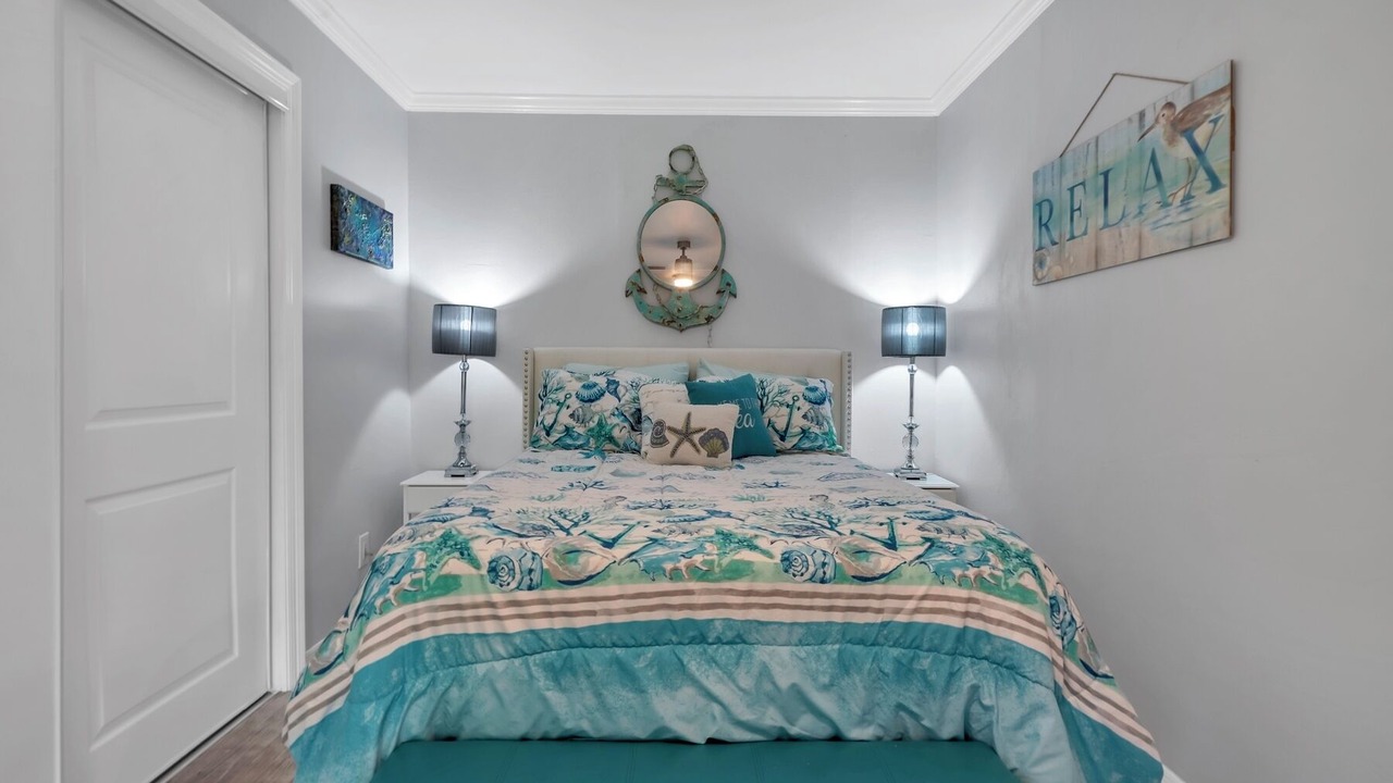 Photo of Bedroom in Gulf Breeze